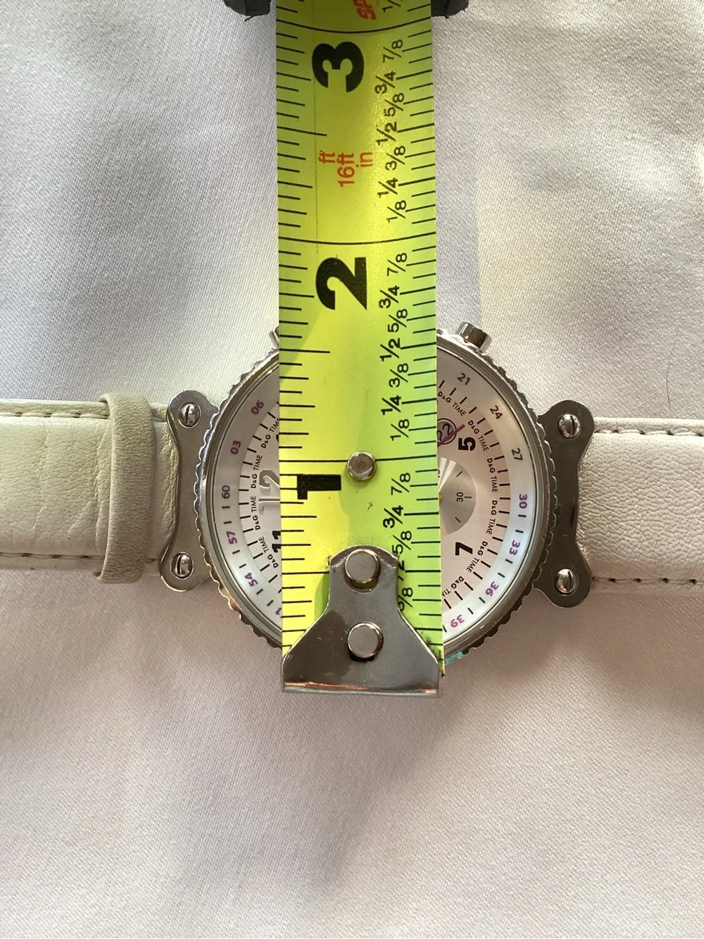 D&G Vintage Chronograph Quartz Watch White Leather Silver Steel New Batteries